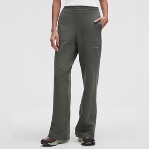 Lululemon | Loungeful Classic-Fit High-Rise Sweatpant Palm Deco | L
